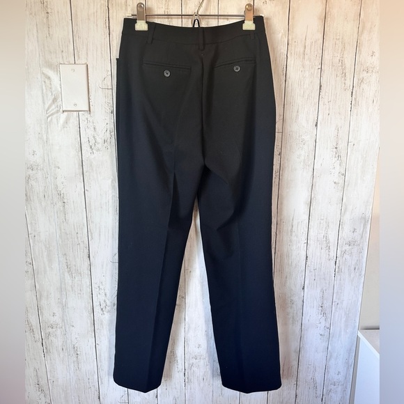 212 Collection. Natural Fit. Dress pants. Size 4 Sh… - Picture 3 of 7